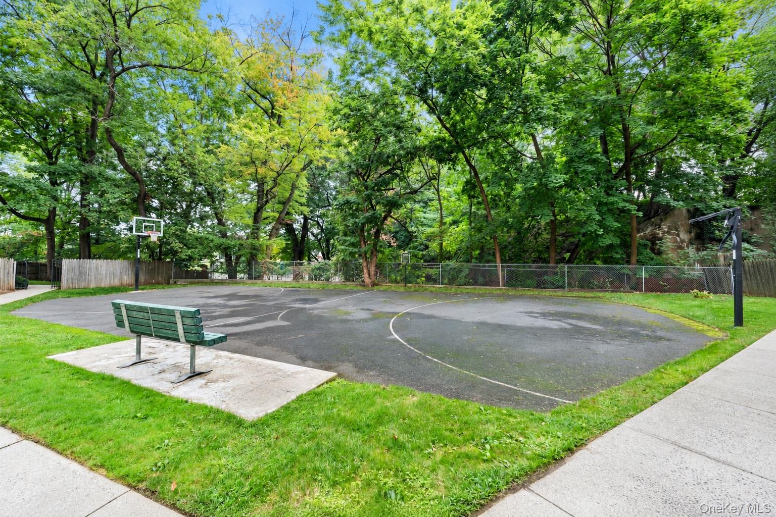 161 Pearsall Drive, Unit 4B photo 15