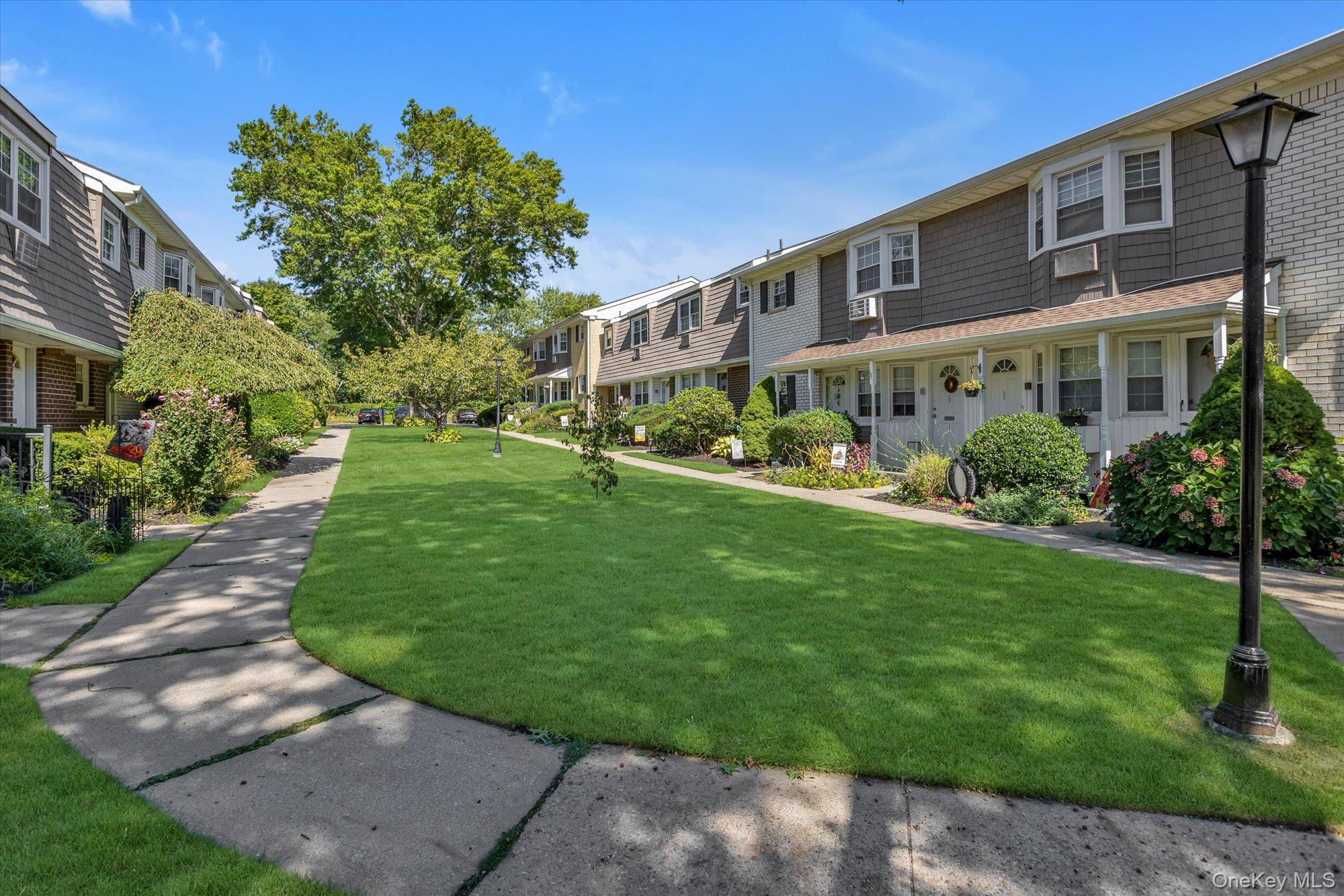 3909 Wilshire Lane, Unit 3909 photo 14