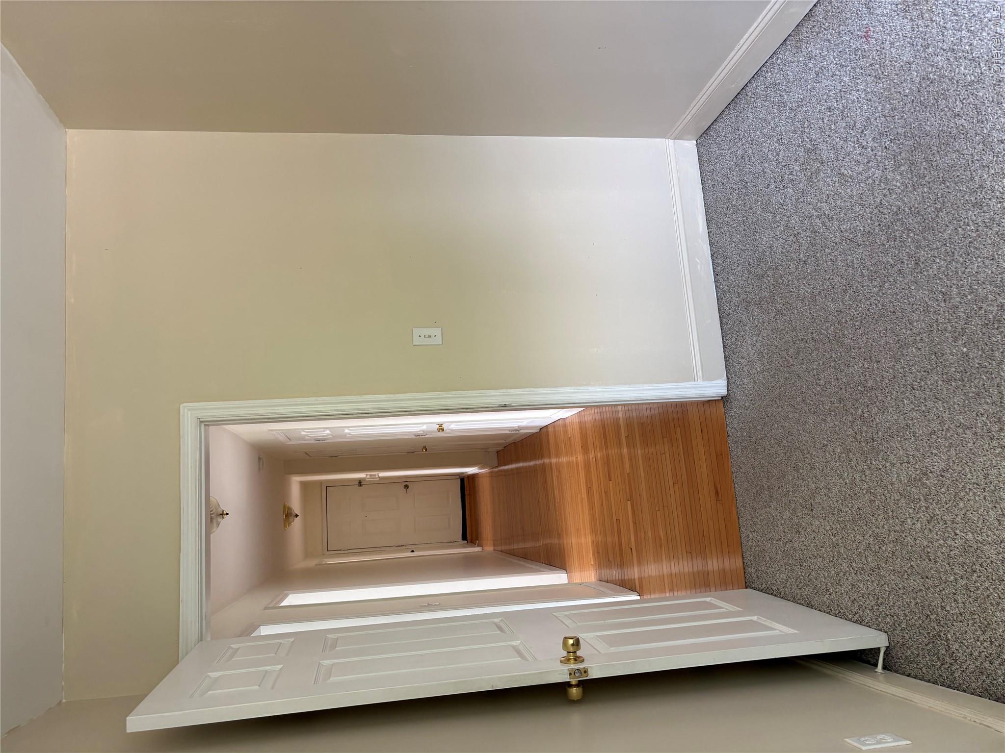 2 Morris Avenue, Unit 203 photo 27