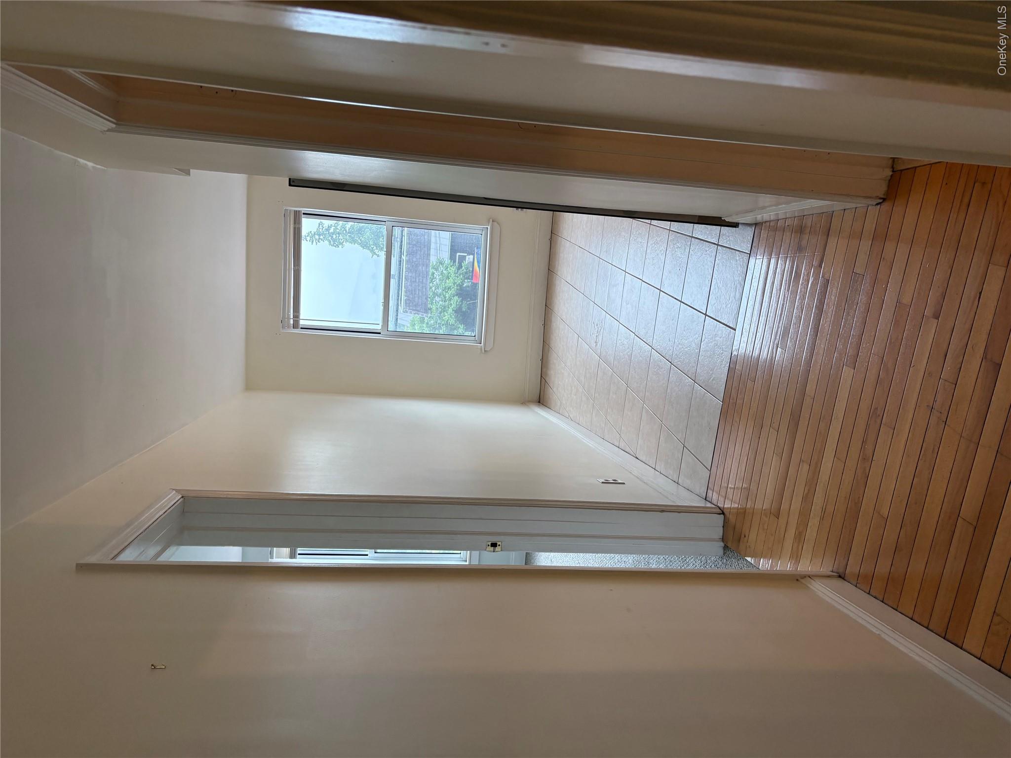 2 Morris Avenue, Unit 203 photo 4