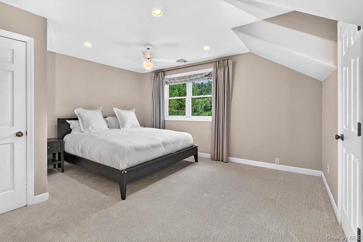 27 Pinehurst Drive – For Sale photo 33