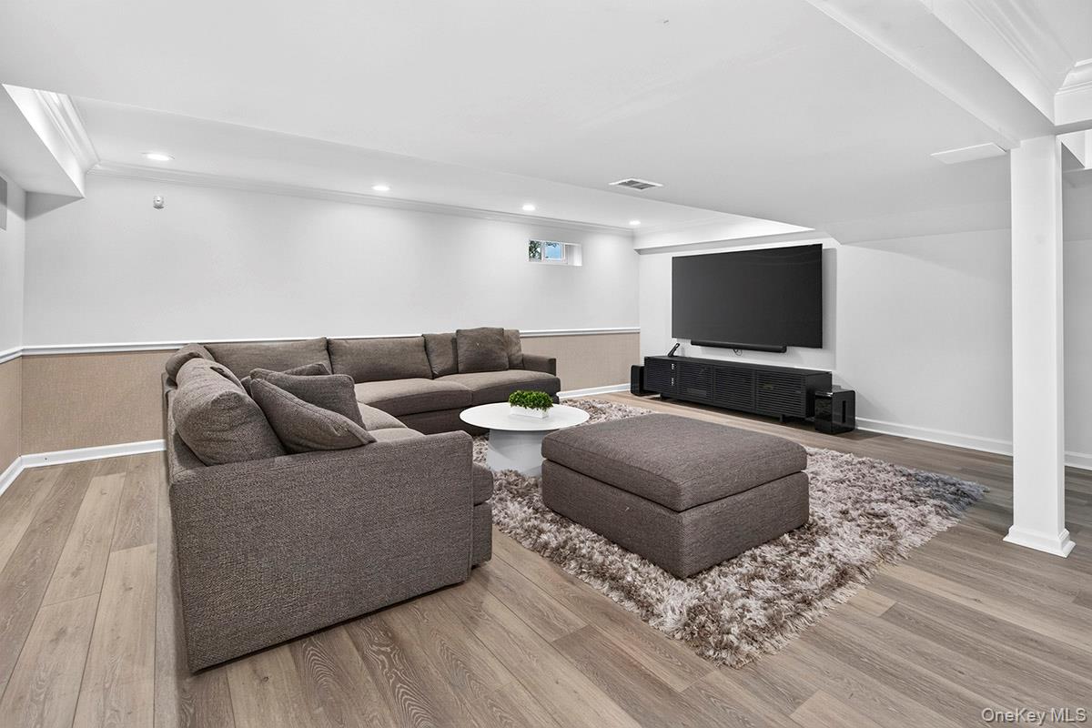 27 Pinehurst Drive – For Sale photo 36