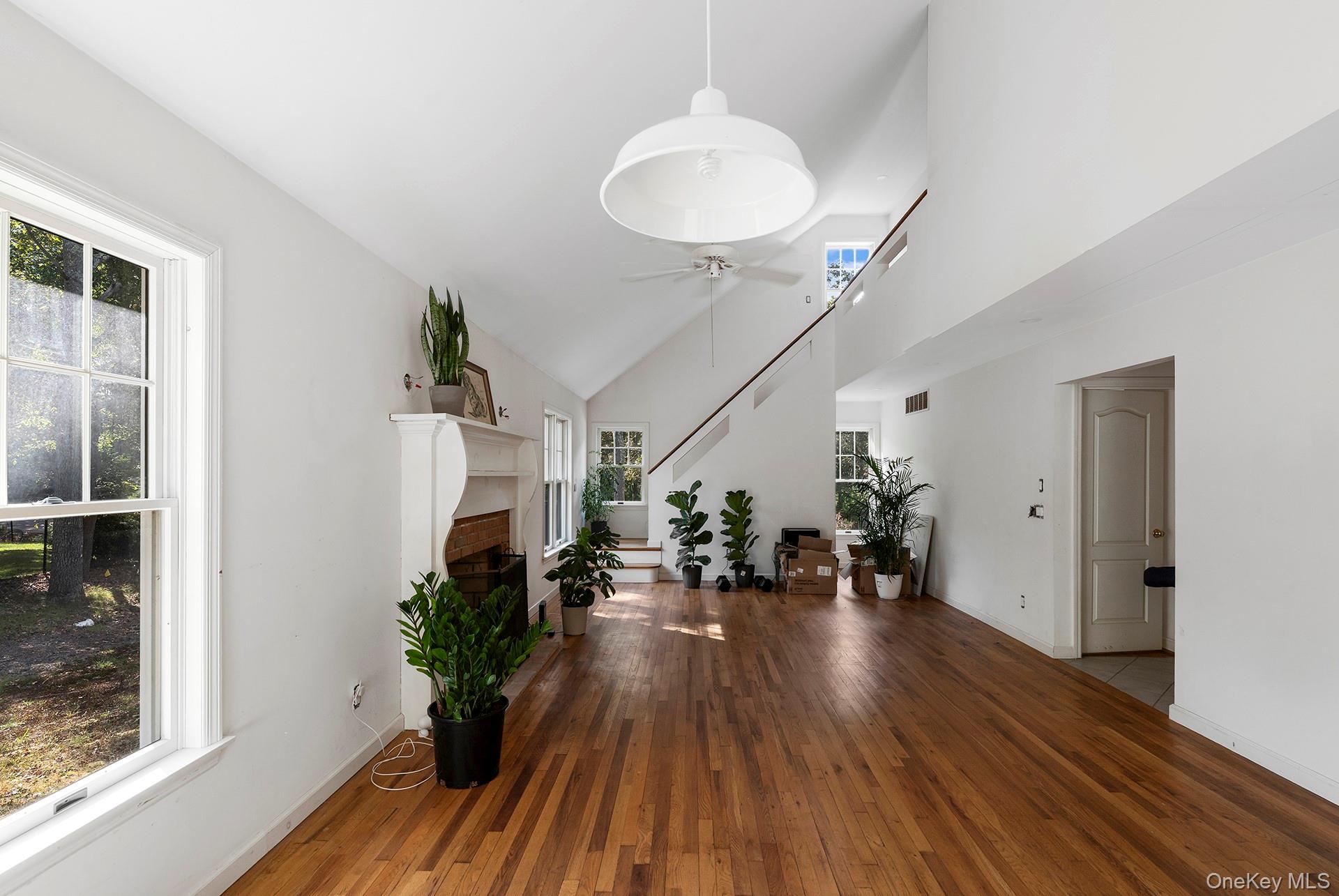 9 Wood Lot Lane – For Sale photo 5