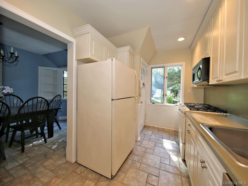 1315 Langdon Lane – For Sale photo 16