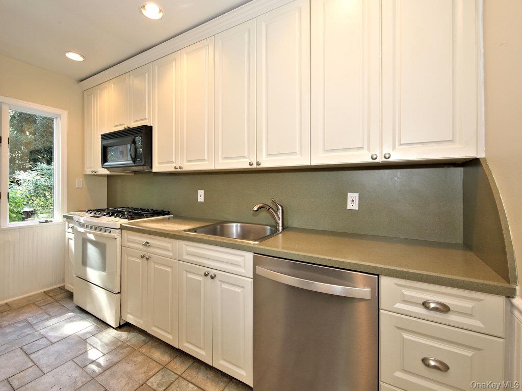 1315 Langdon Lane – For Sale photo 15