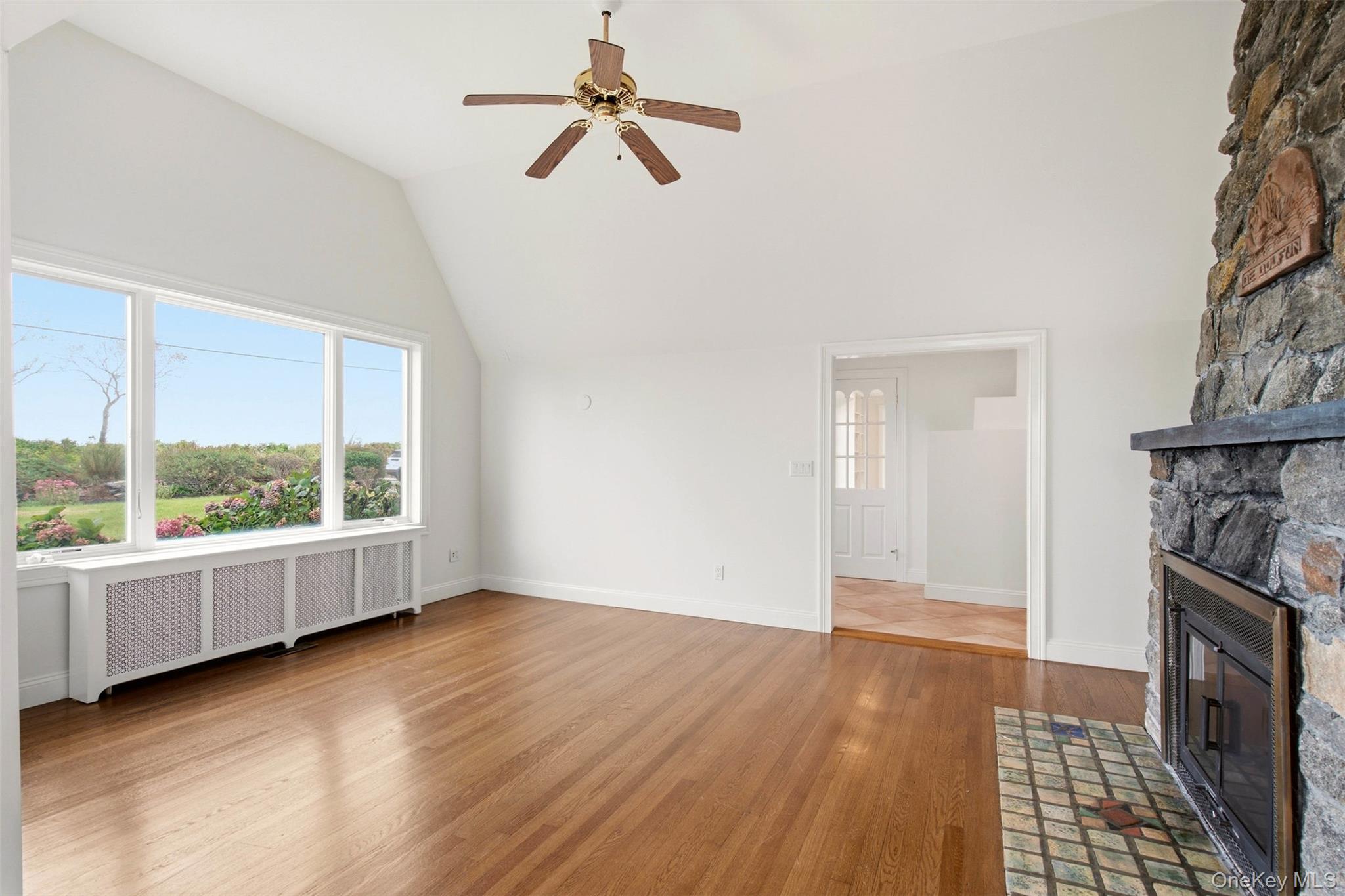 391 Asharoken Avenue – For Sale photo 4