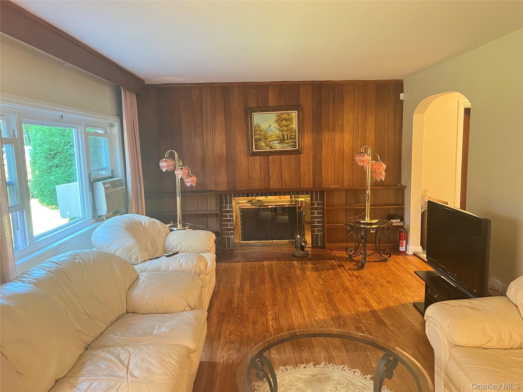 80 Roberts Lane – For Sale photo 15