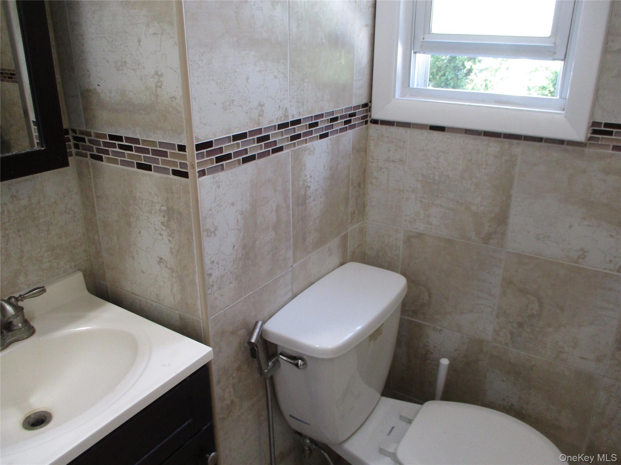 127 Gordon Rd – For Rent photo 5