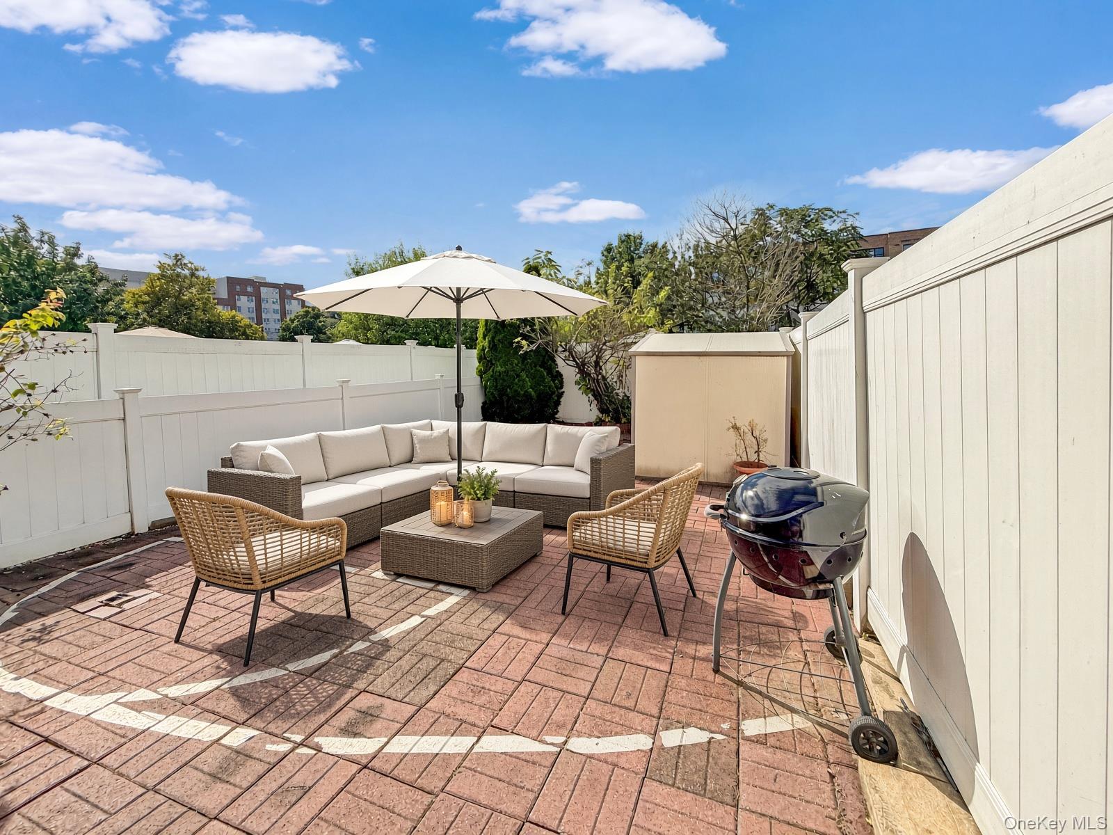 1895 Vyse Avenue, Unit A photo 23
