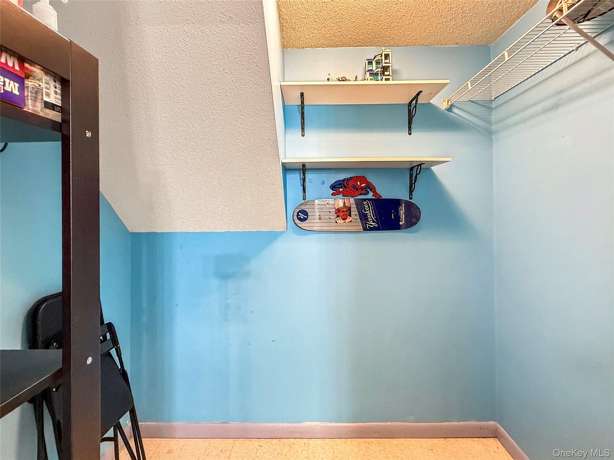 1895 Vyse Avenue, Unit A photo 6