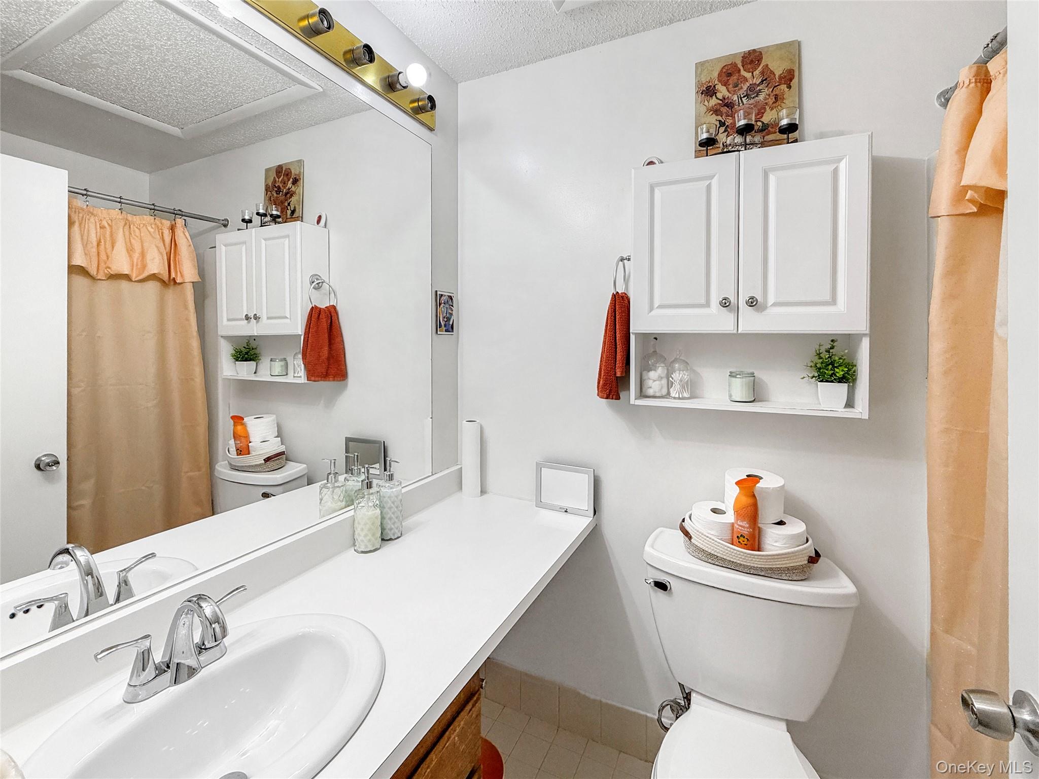 1895 Vyse Avenue, Unit A photo 12