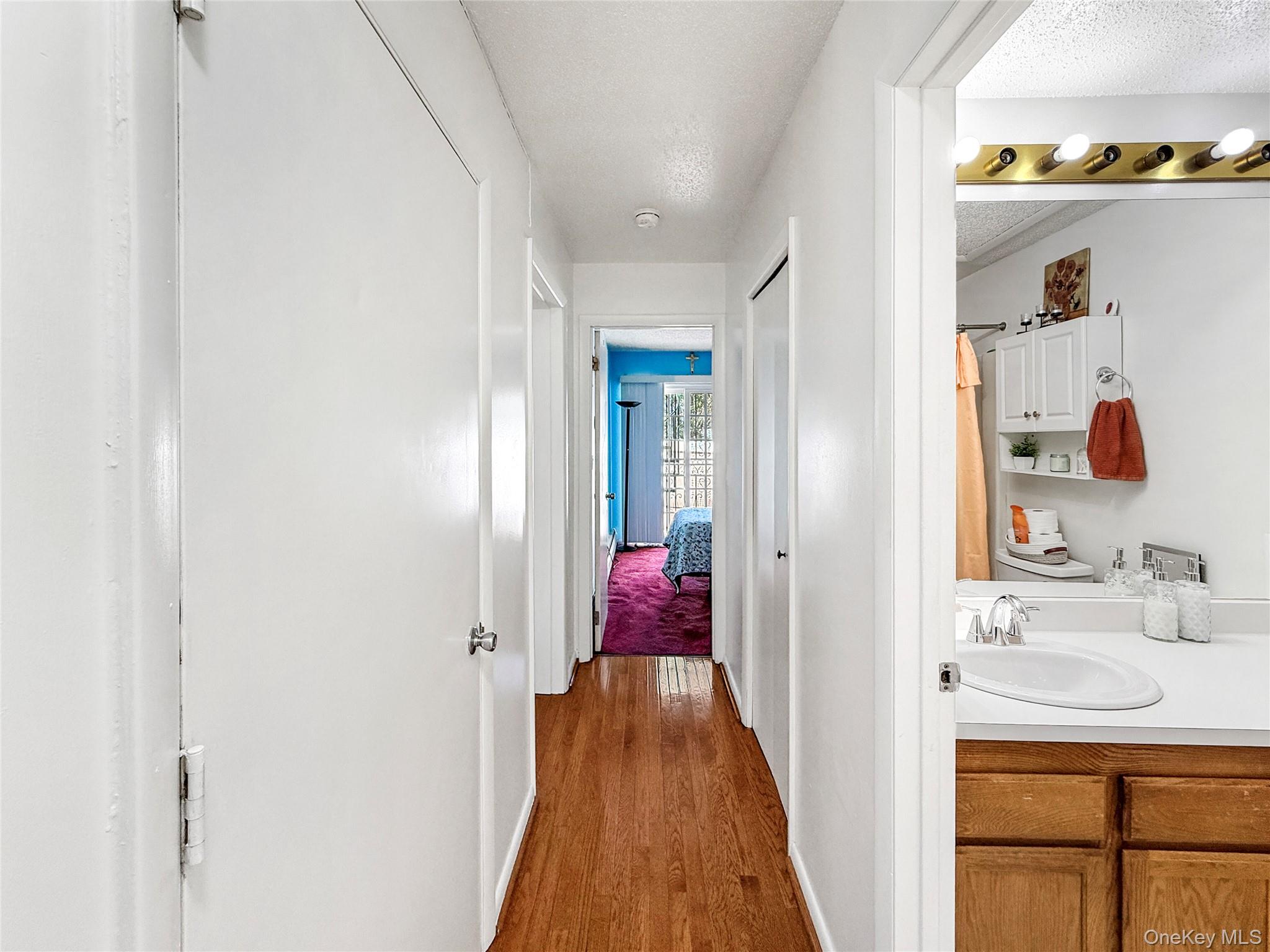 1895 Vyse Avenue, Unit A photo 11