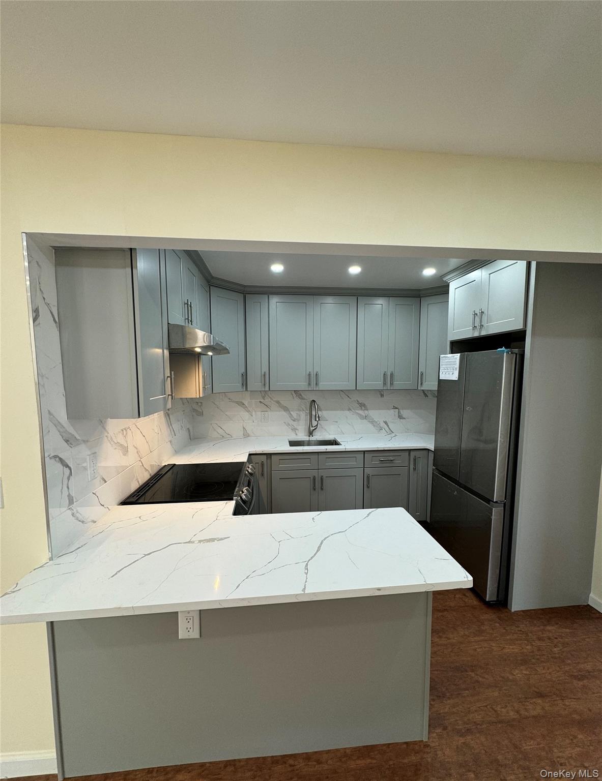 60-03 56th Road Road, Unit 3 photo 9