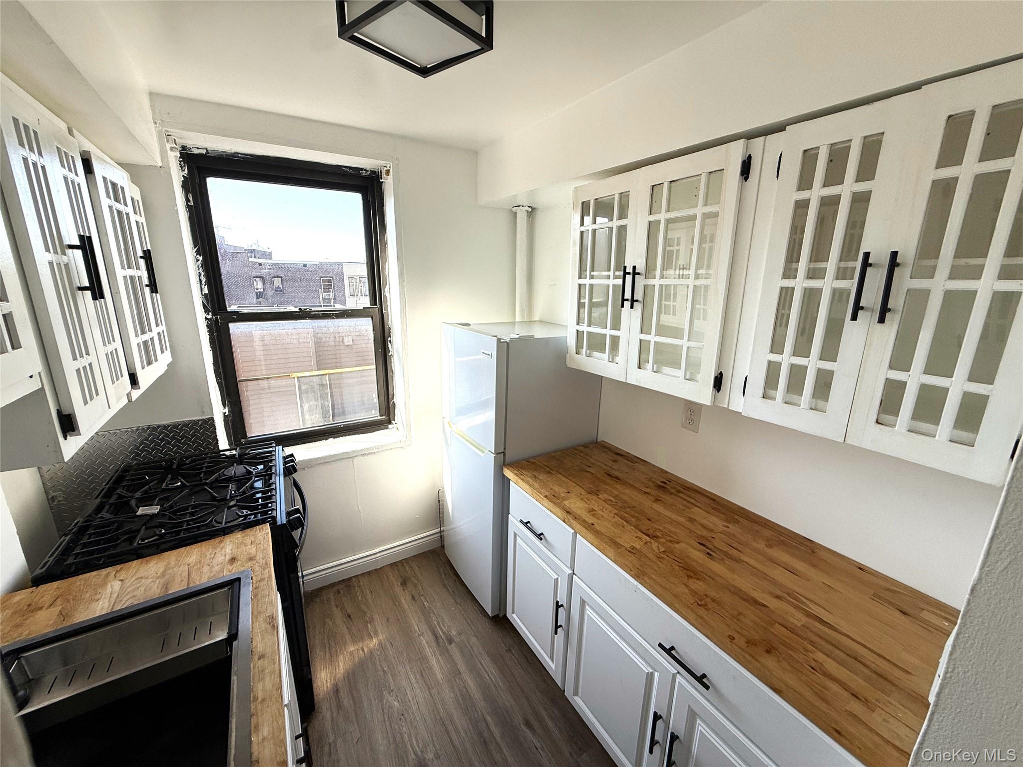 143 Bruce Avenue, Unit 3G photo 7