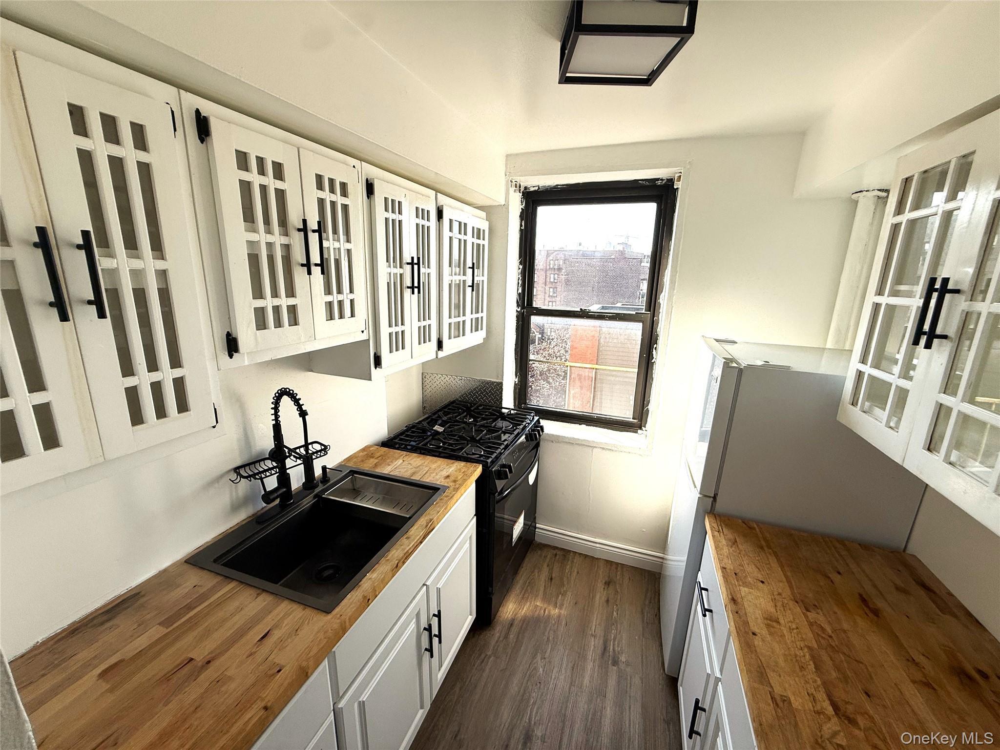143 Bruce Avenue, Unit 3G photo 6