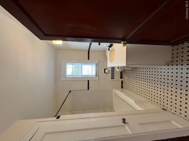 27 Washington Avenue – For Rent photo 14