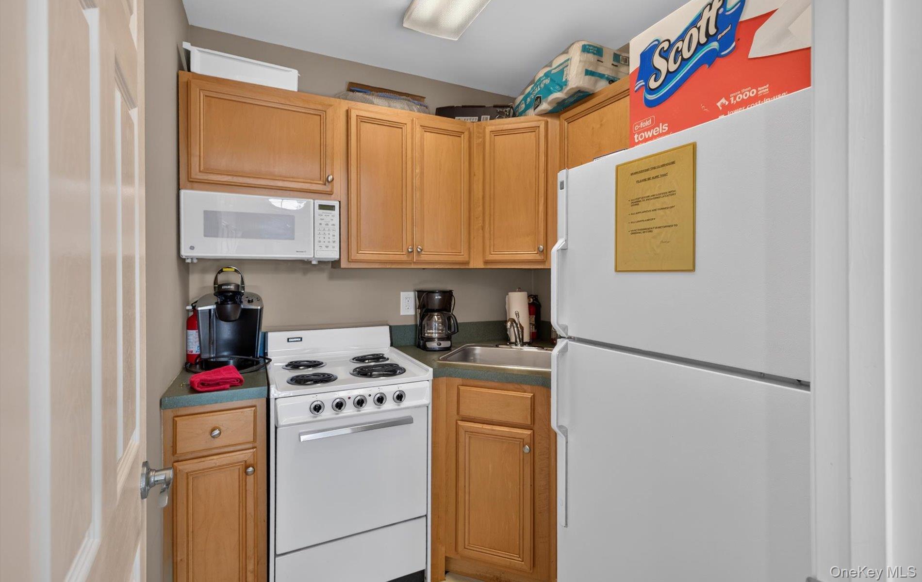 5 Monitor Road – For Sale photo 43