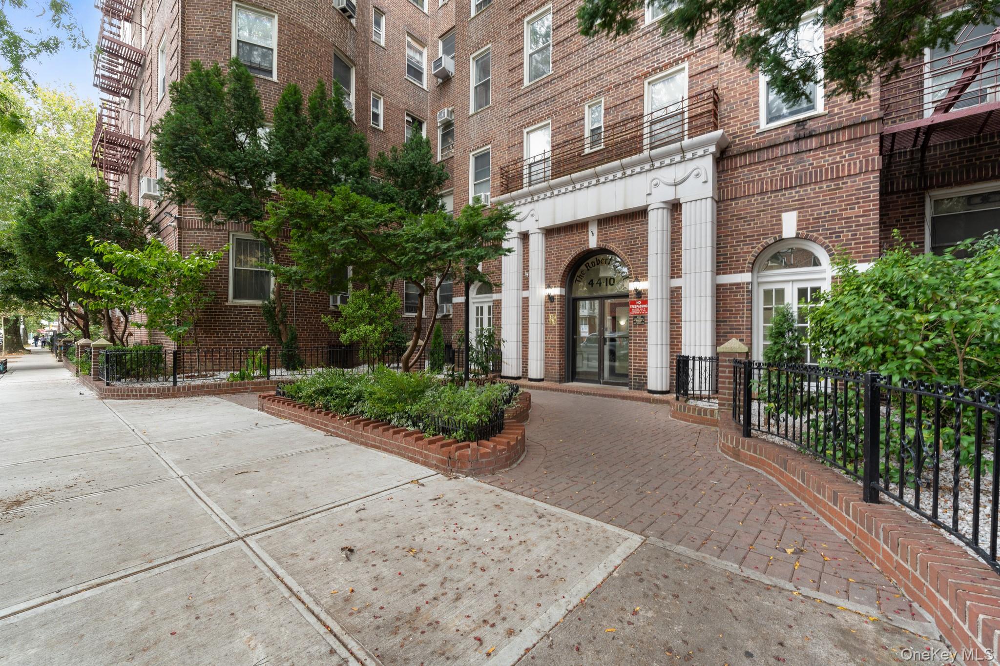 44-10 Ketcham Street, Unit 3A photo 22