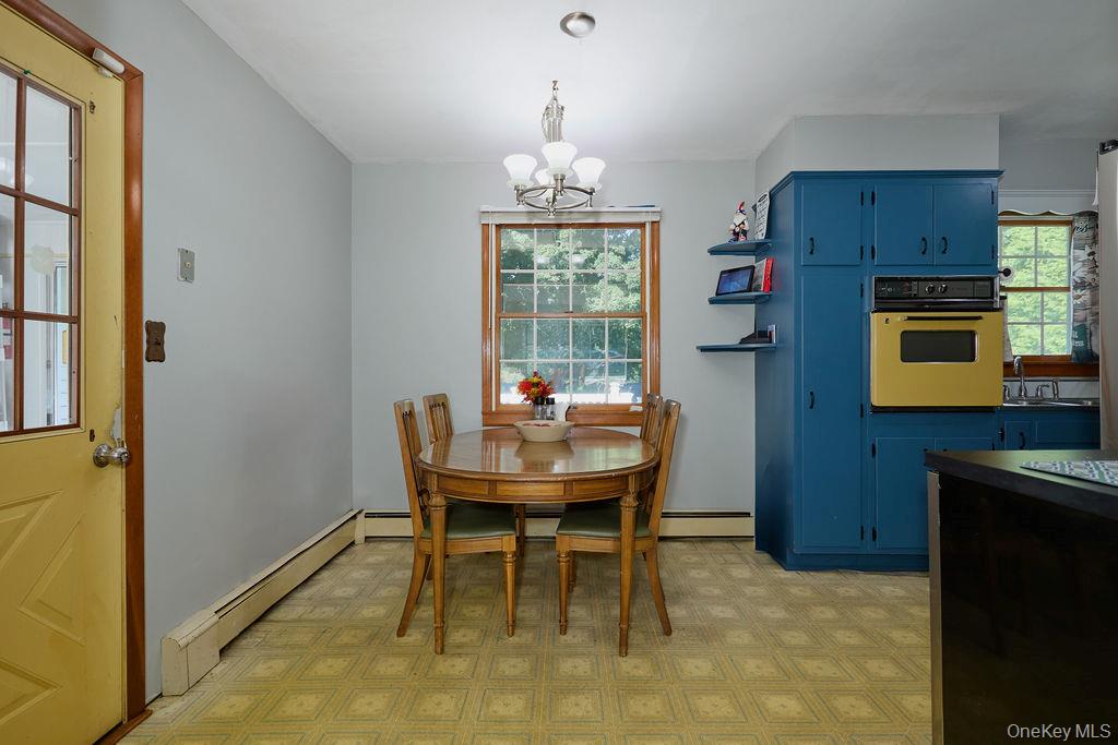 7 Pine Road – For Sale photo 13