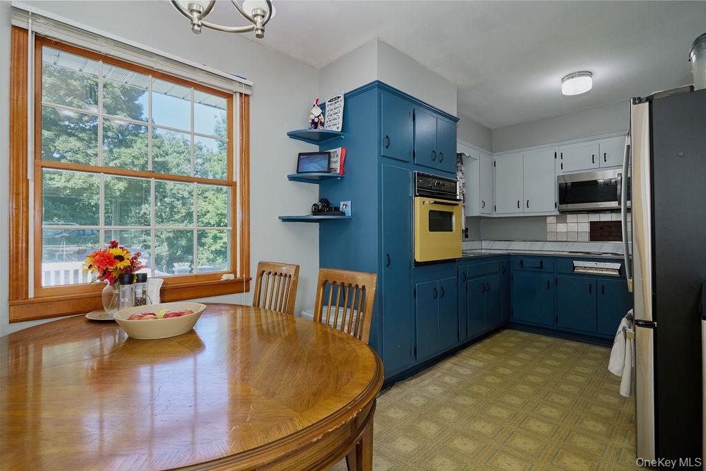 7 Pine Road – For Sale photo 8