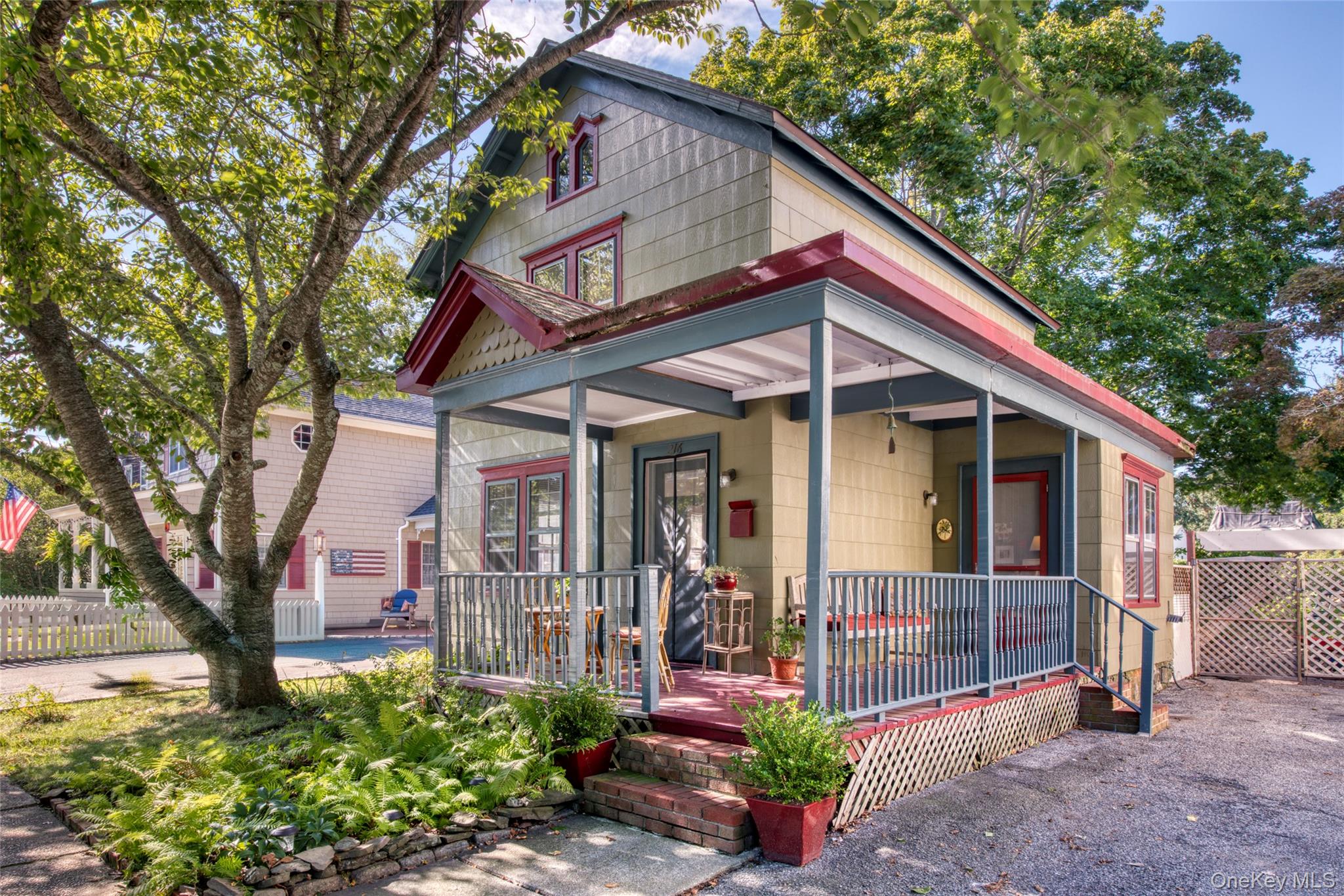 216 Broad Street – For Sale