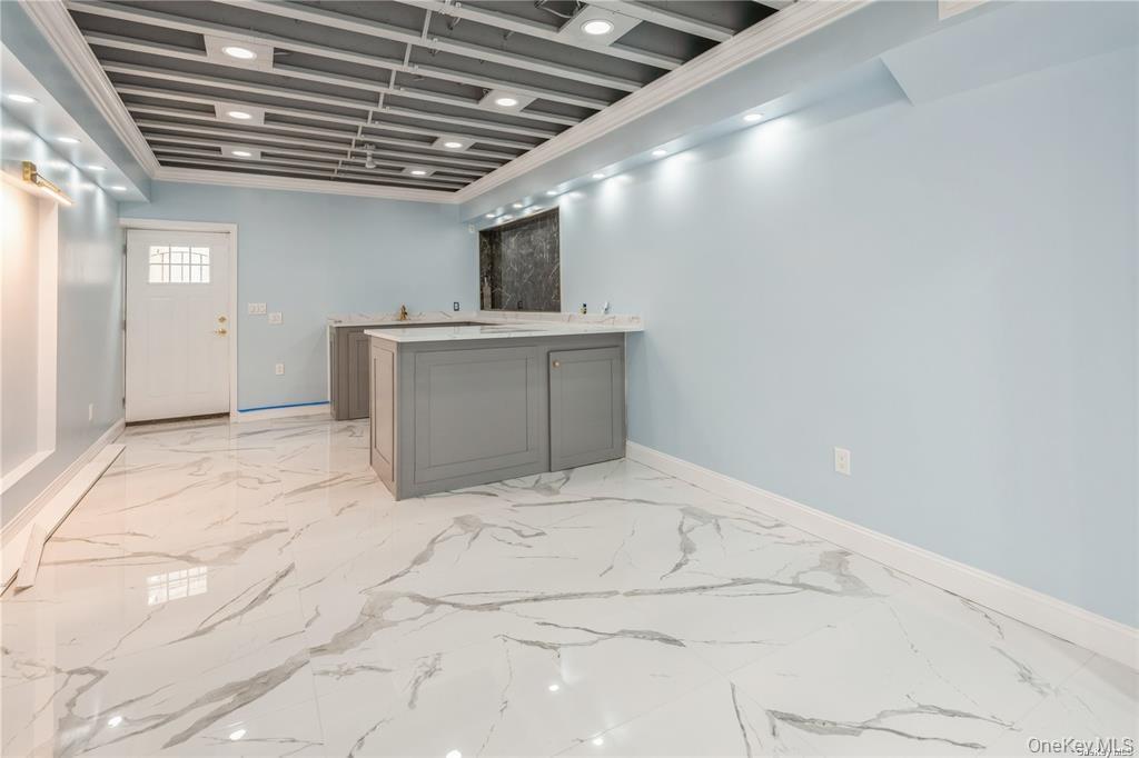 45 Meeting Lane – For Sale photo 32