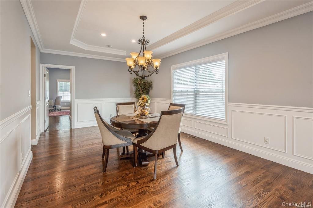 45 Meeting Lane – For Sale photo 9