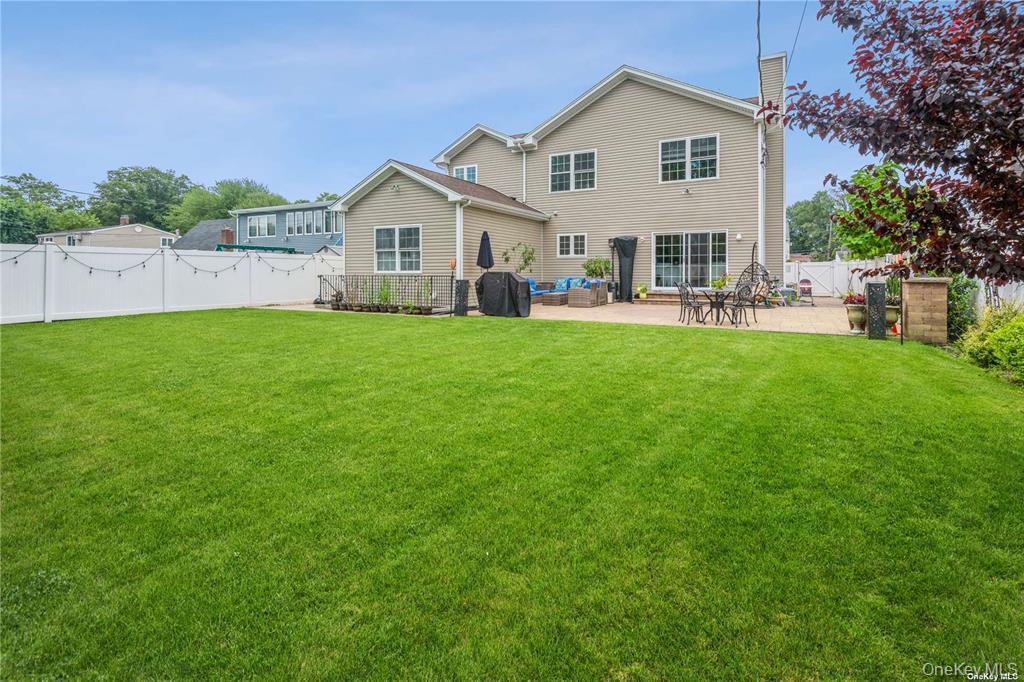 45 Meeting Lane – For Sale photo 37