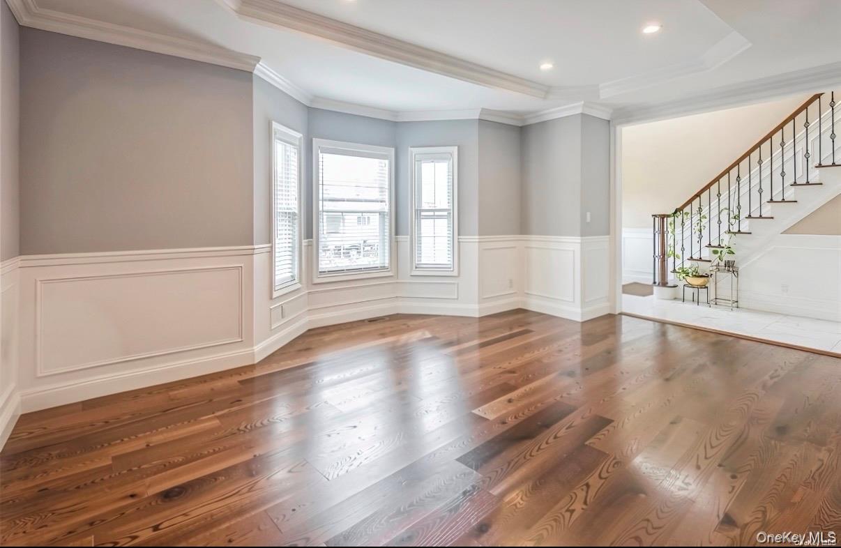 45 Meeting Lane – For Sale photo 4