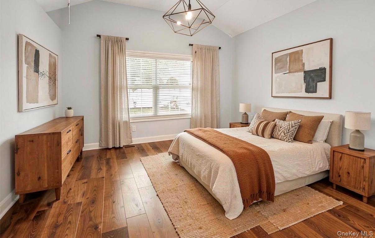 45 Meeting Lane – For Sale photo 19