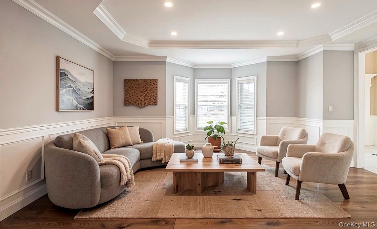 45 Meeting Lane – For Sale photo 6