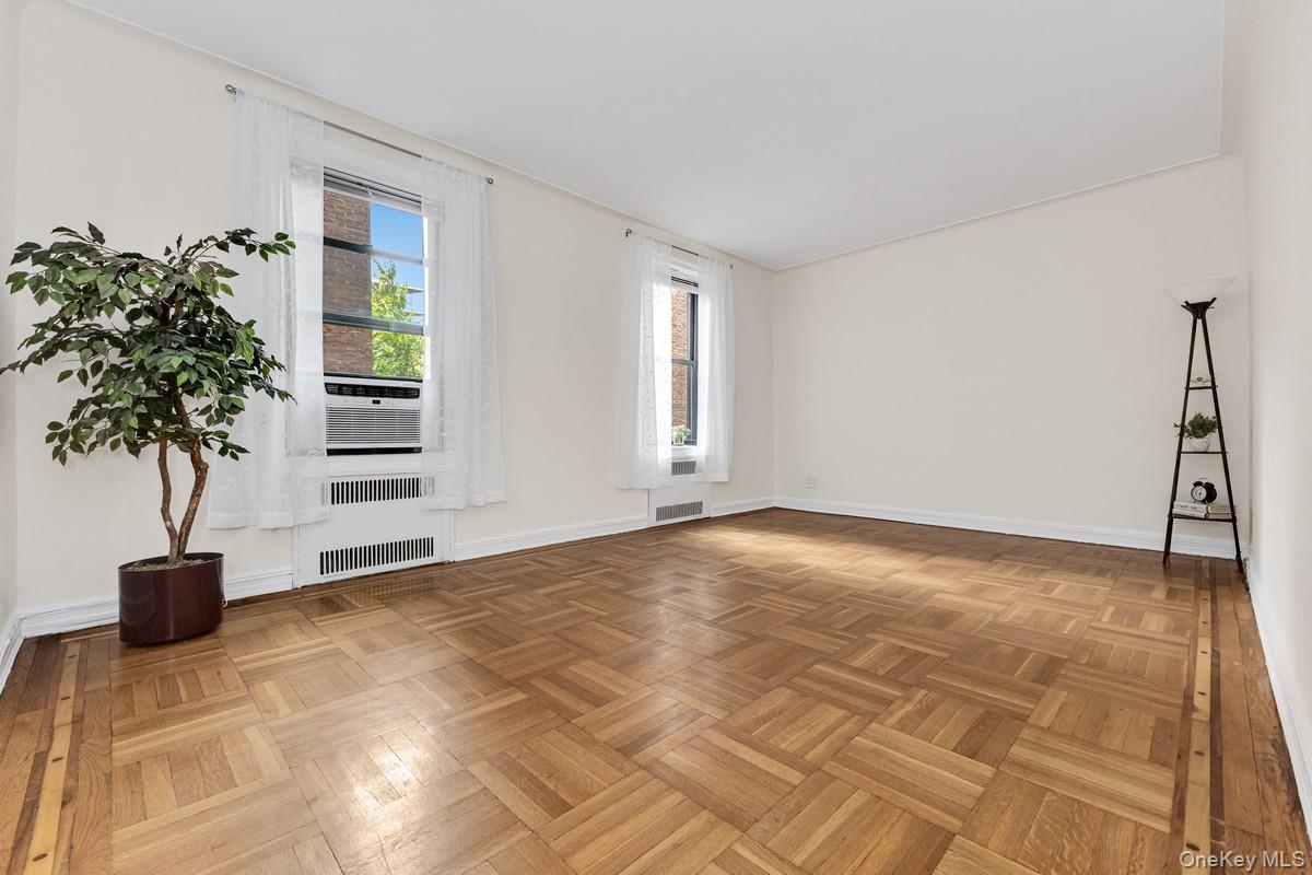 83-80 118th Street, Unit 2M photo 3
