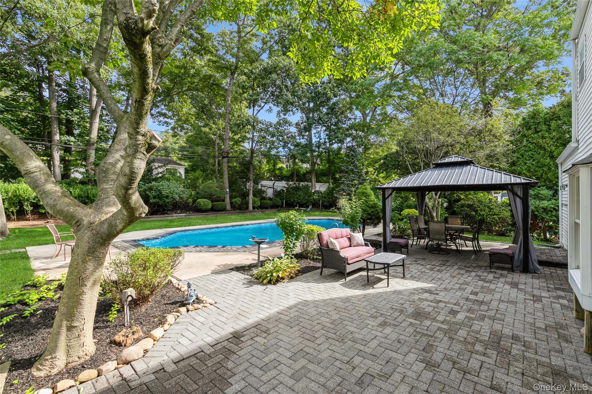 22 Sheryl Crescent Crescent – For Sale photo 6