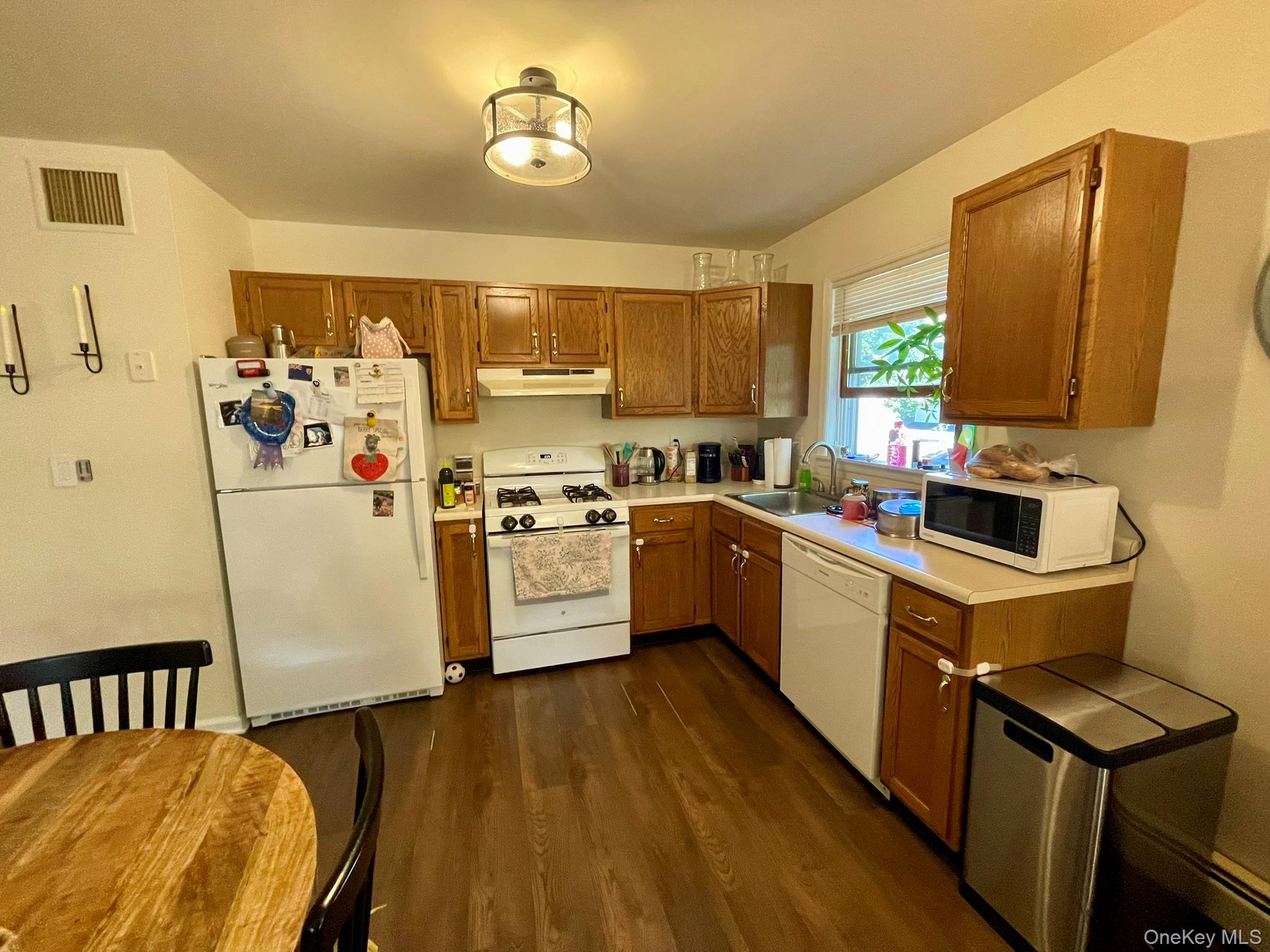 252 High Avenue, Unit 2 photo 6