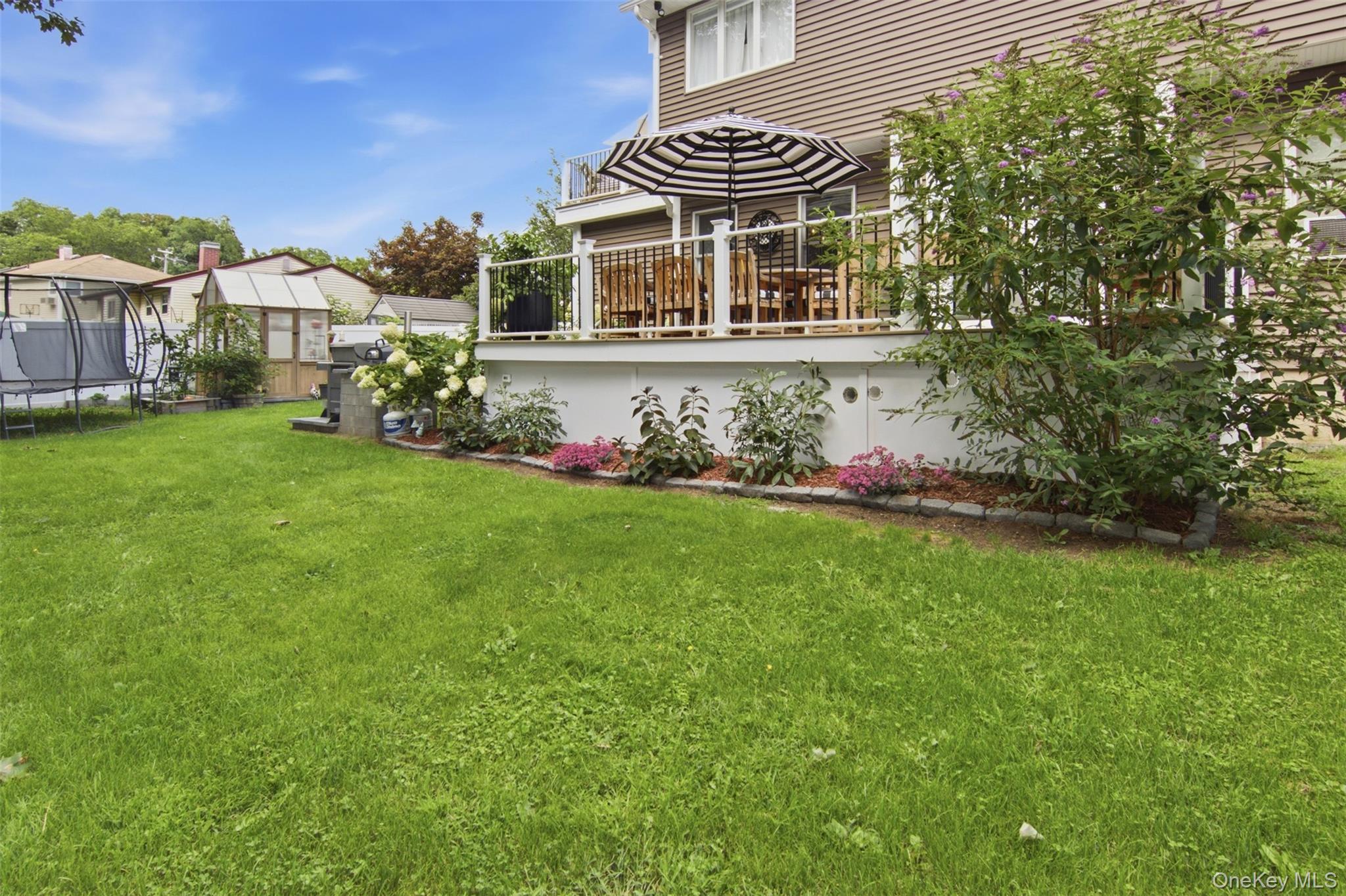 8 Glen Way – For Sale photo 32