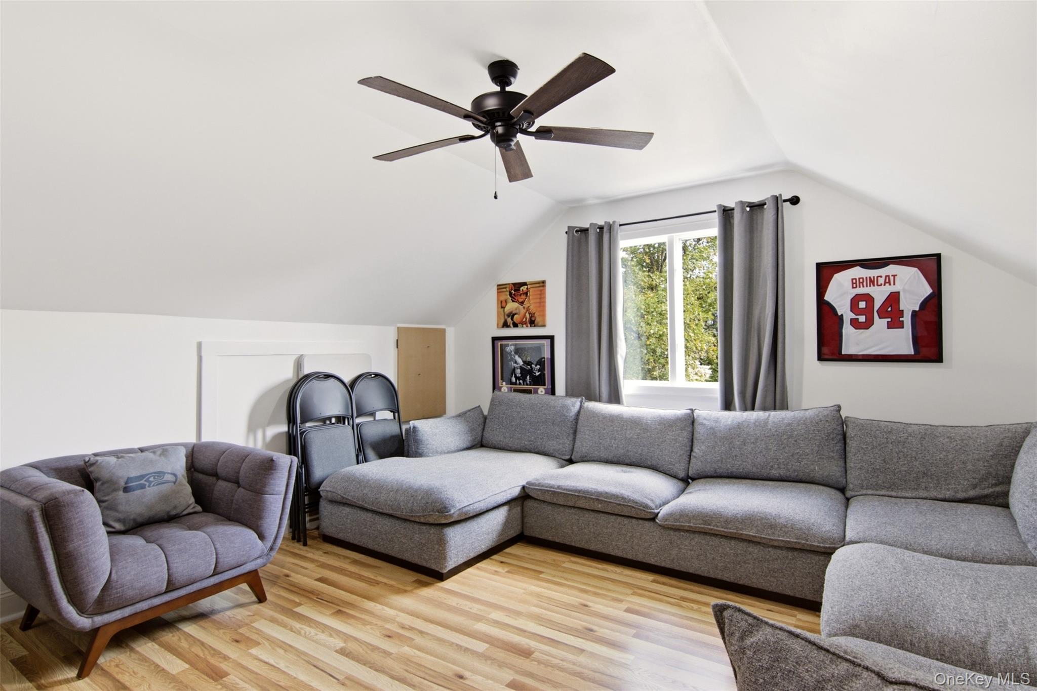 8 Glen Way – For Sale photo 28