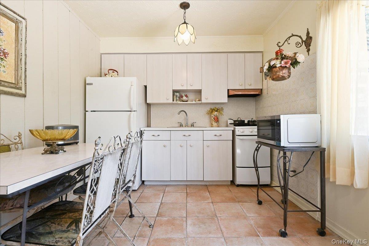 65 Riverside Avenue – For Sale photo 9