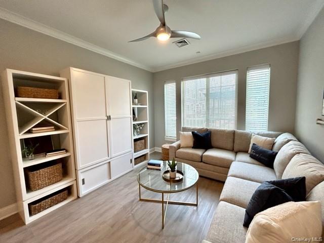 75 E Hoffman Avenue, Unit 2074 photo 11