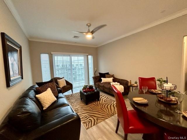 75 E Hoffman Avenue, Unit 3005 photo 10