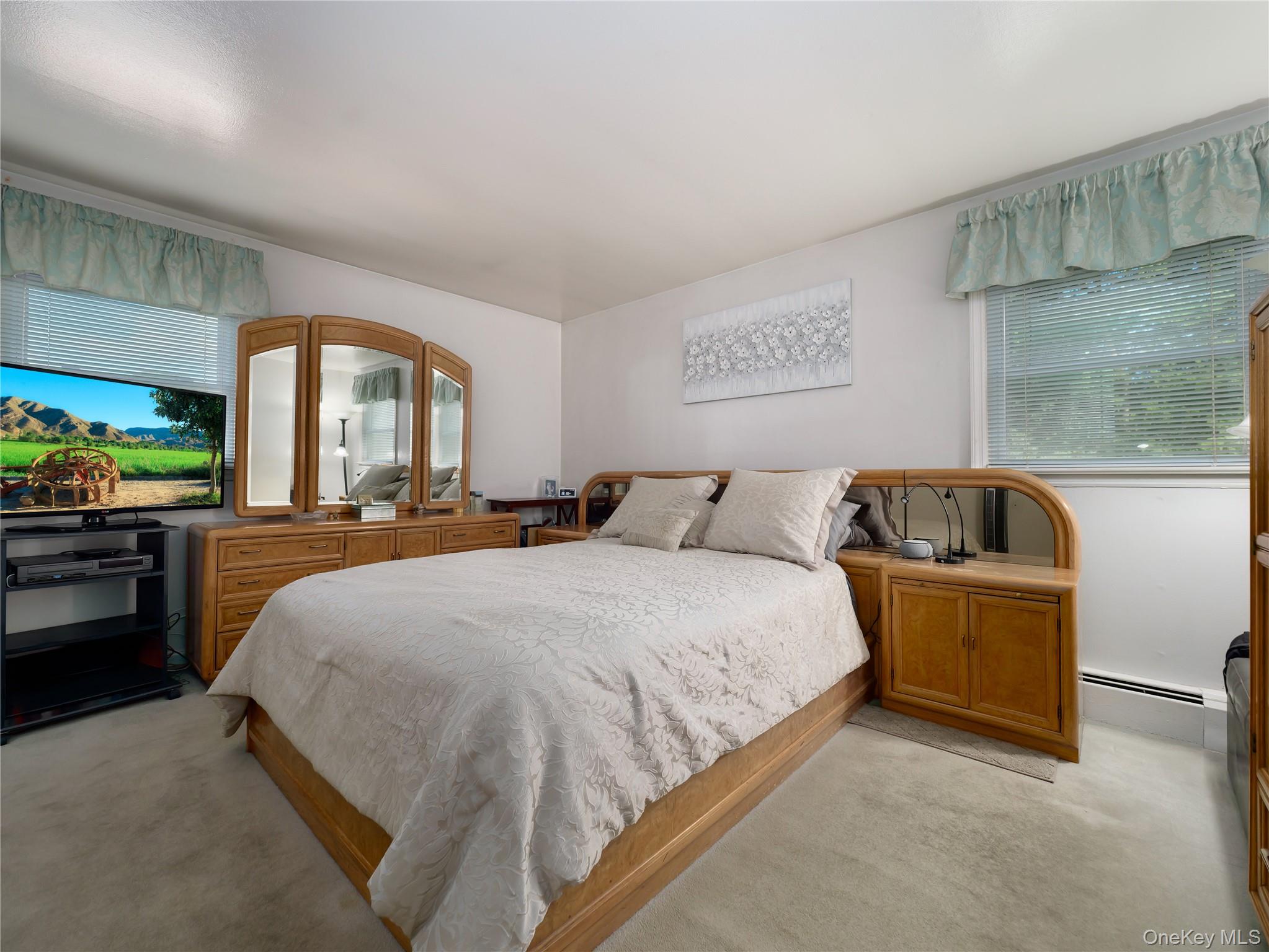 27 Will Rogers Lane – For Sale photo 14