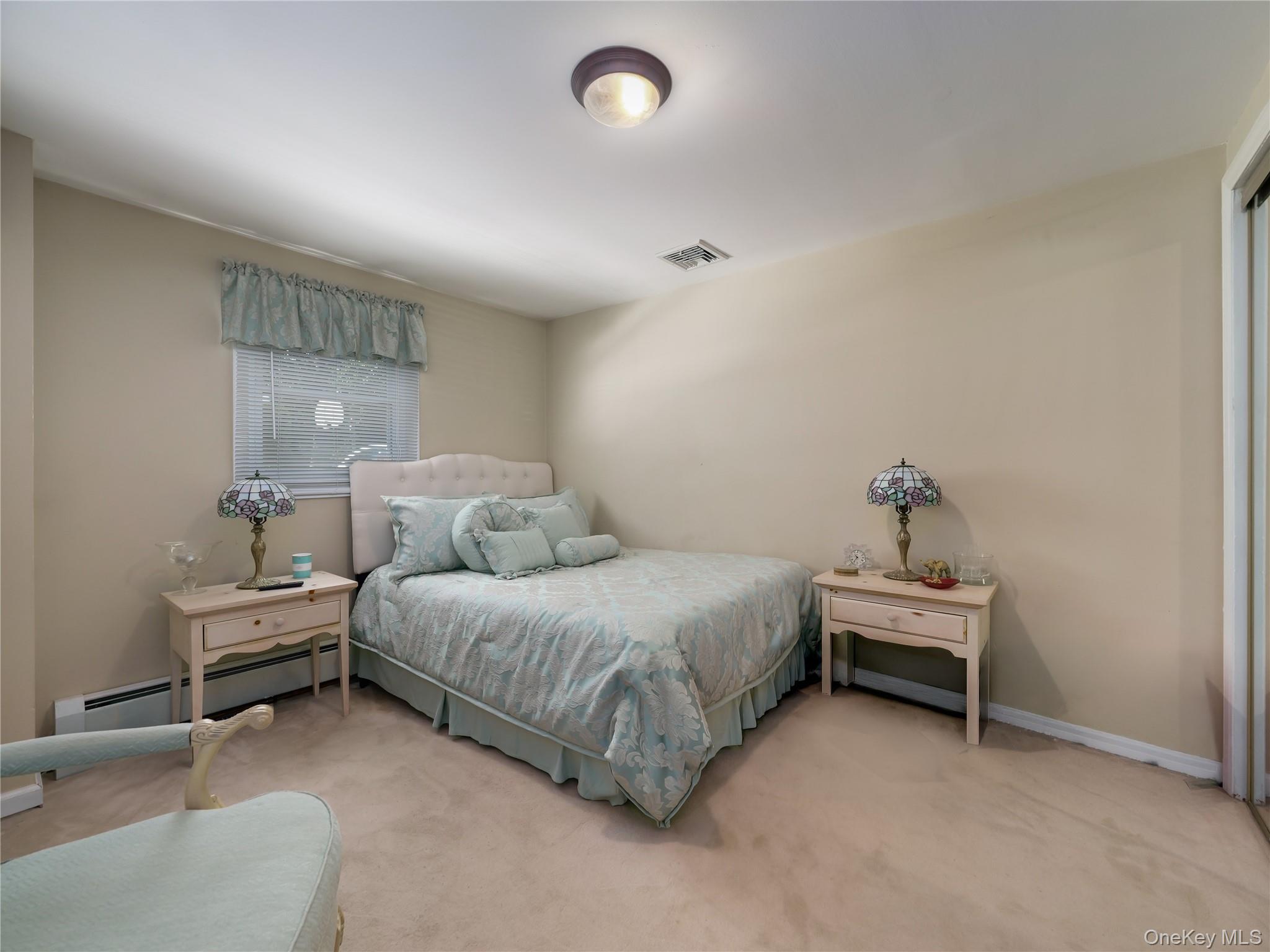 27 Will Rogers Lane – For Sale photo 16