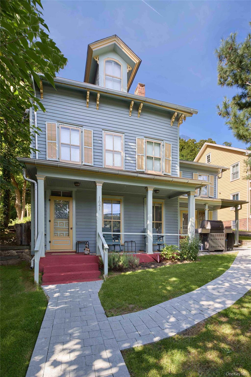 1641 Northern Boulevard – For Sale