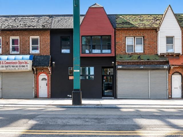 12615 Jamaica Avenue – For Sale