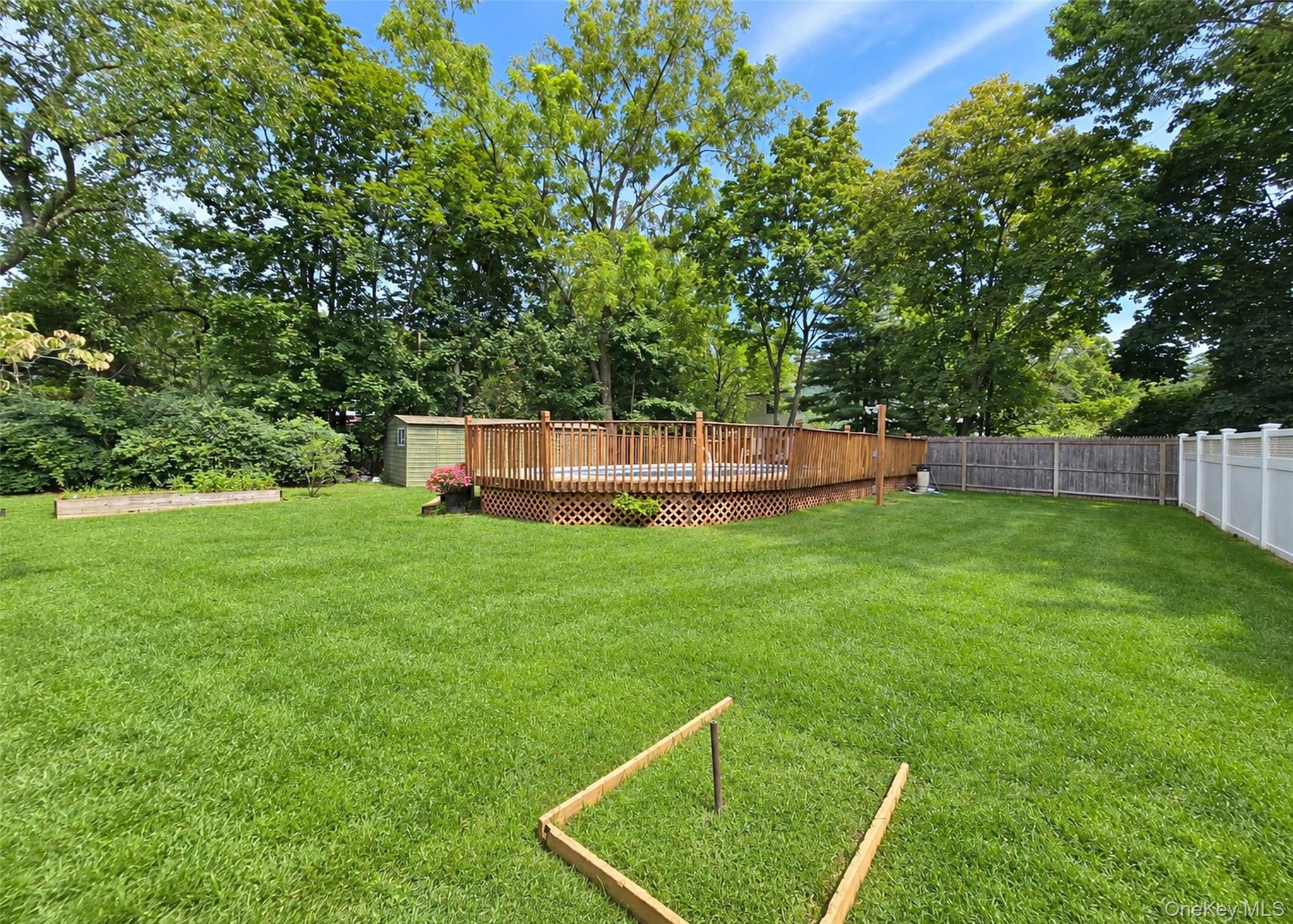 1 Lisa Lane – For Sale photo 31