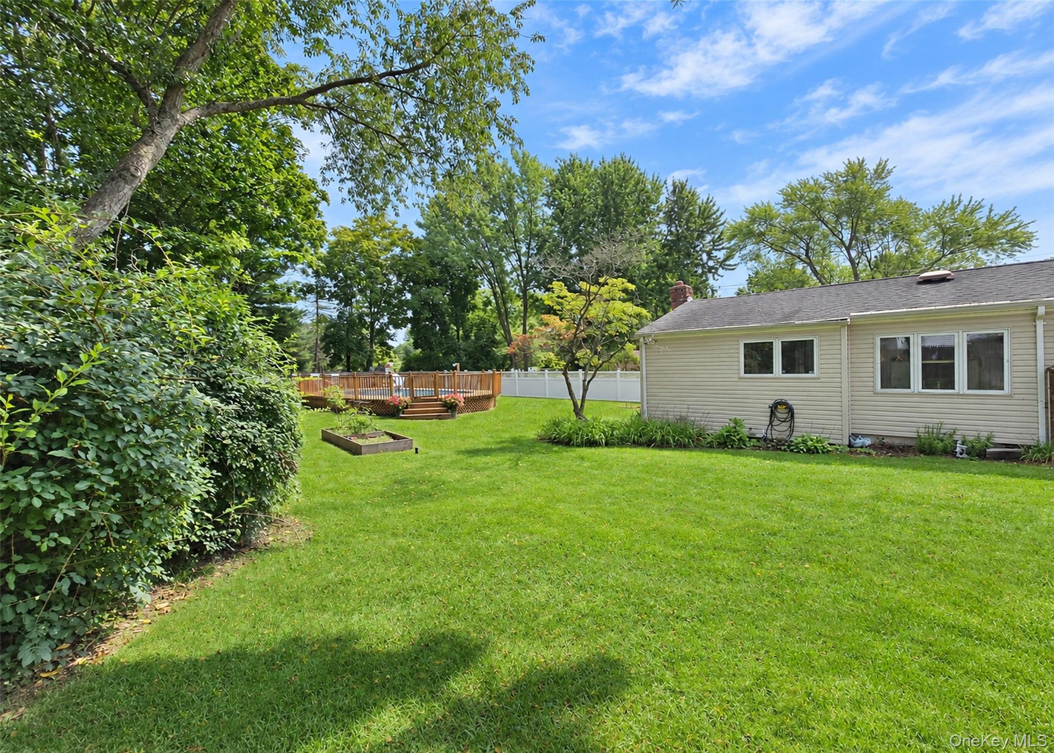 1 Lisa Lane – For Sale photo 30