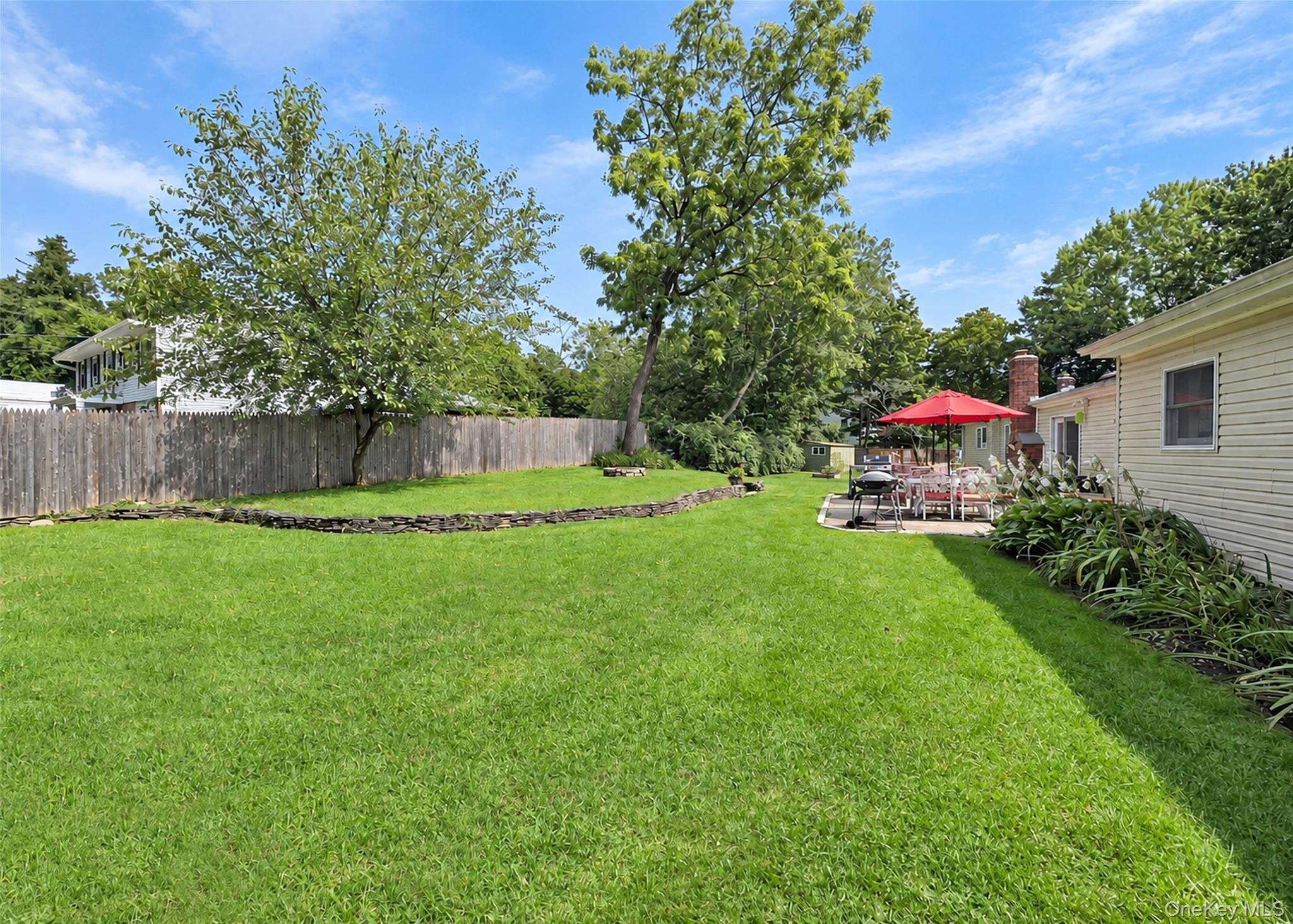 1 Lisa Lane – For Sale photo 28