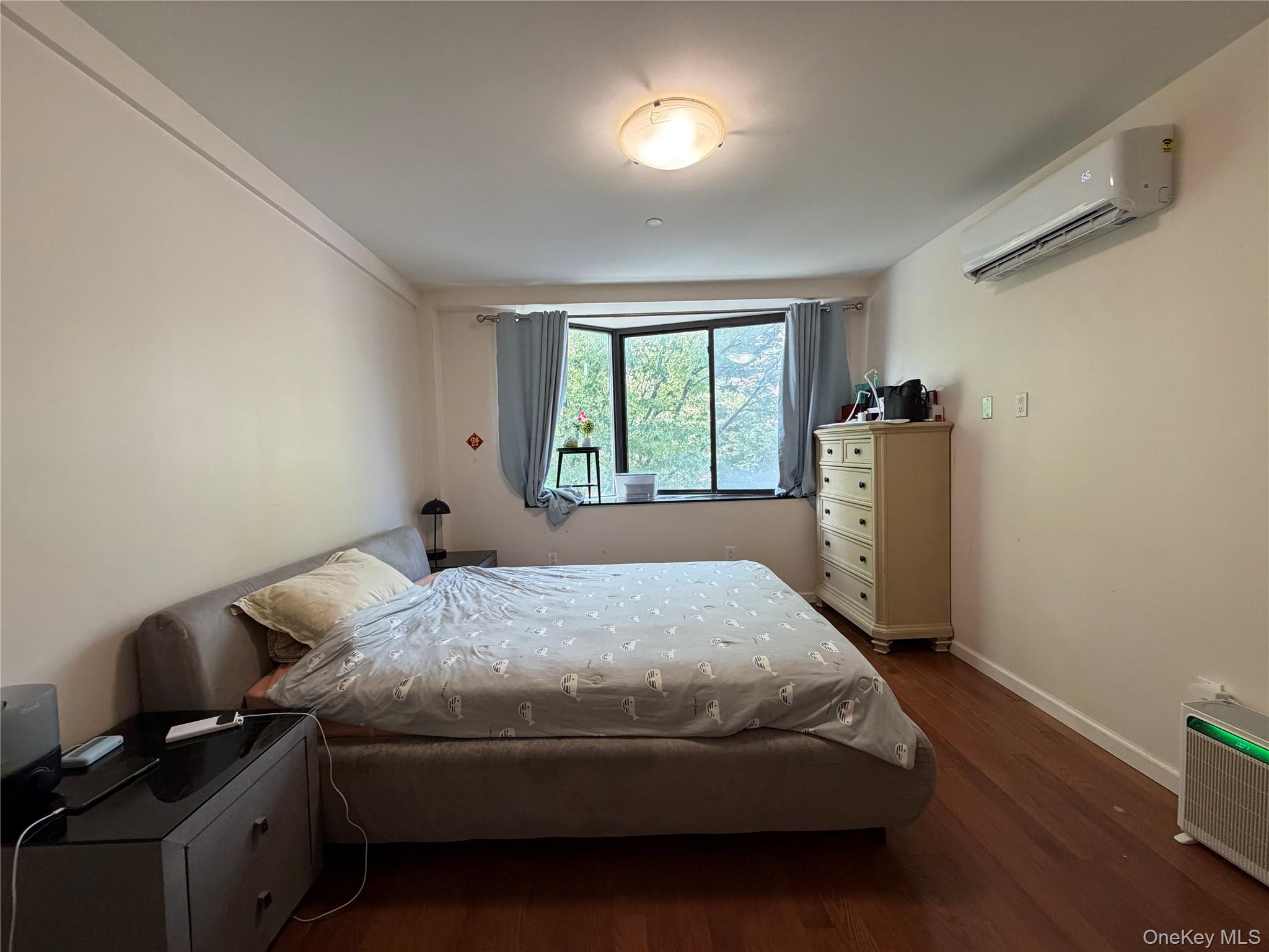 136-46 41st Avenue, Unit 2F photo 6