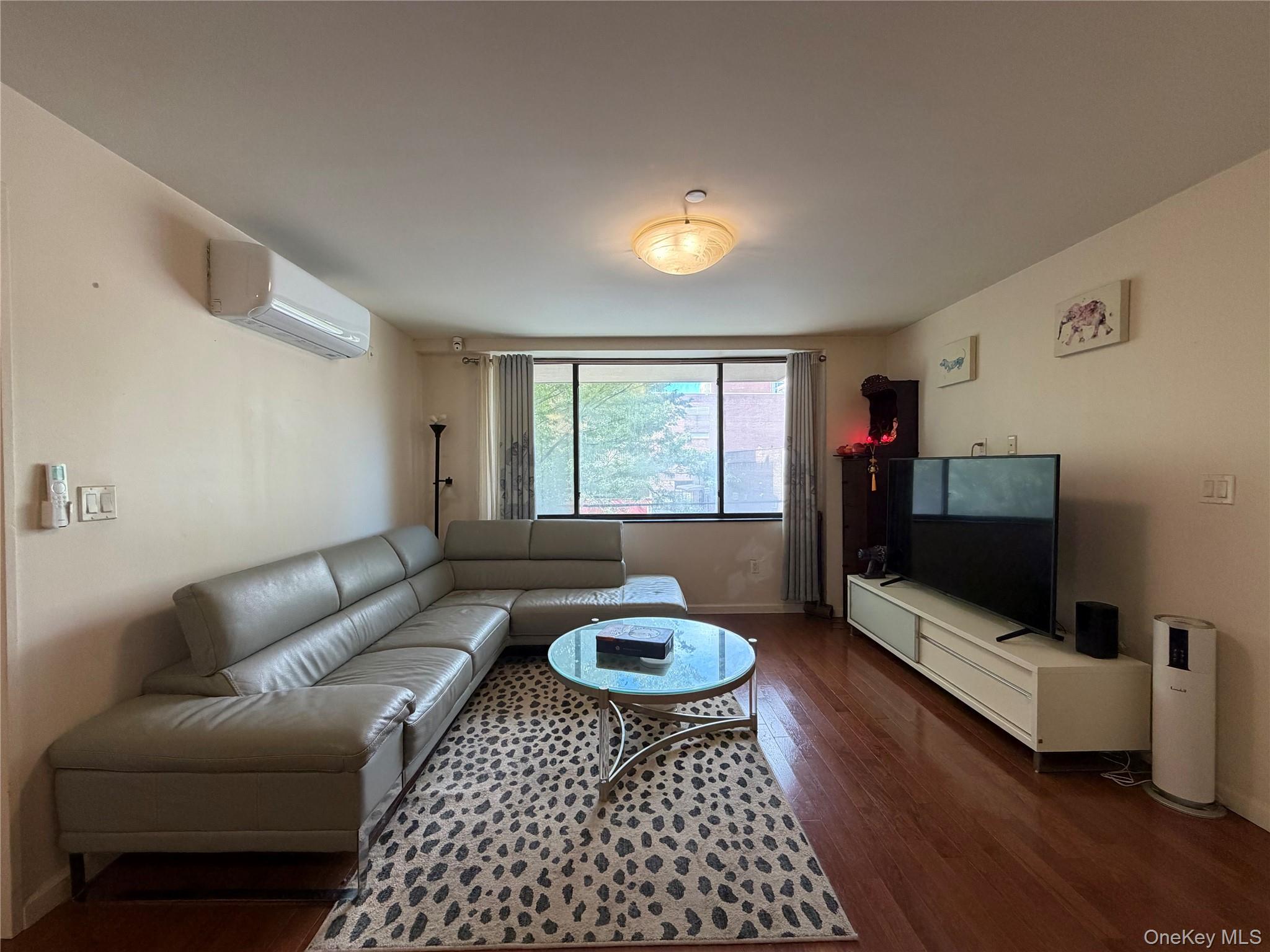 136-46 41st Avenue, Unit 2F photo 7