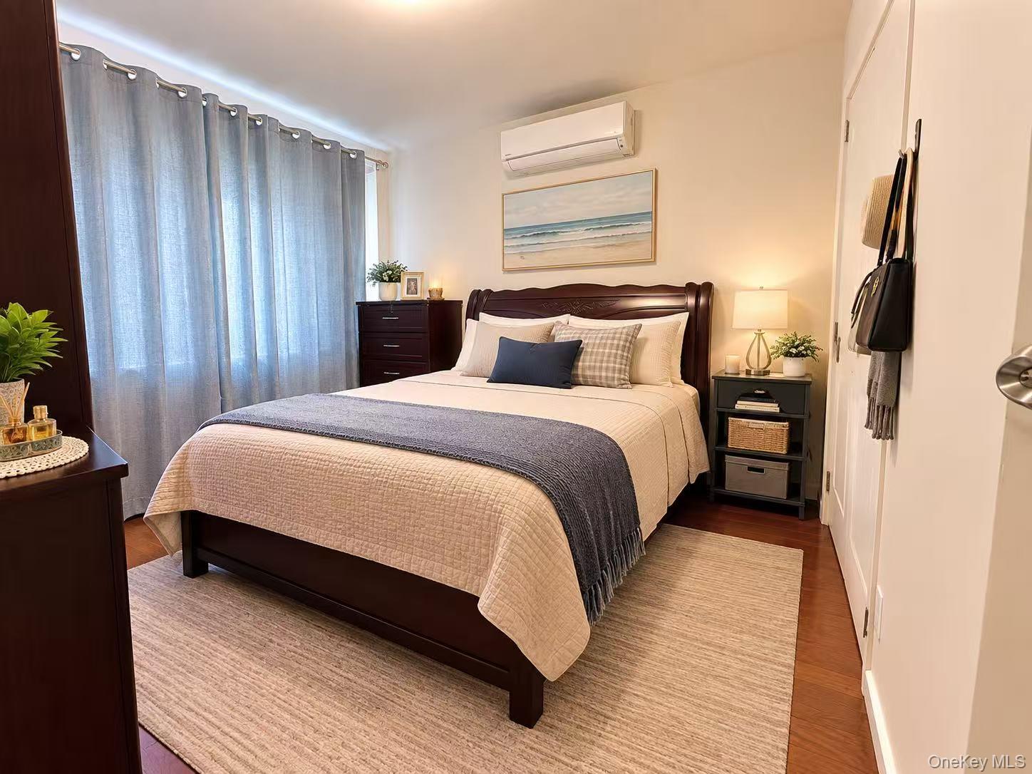 136-46 41st Avenue, Unit 2F photo 2