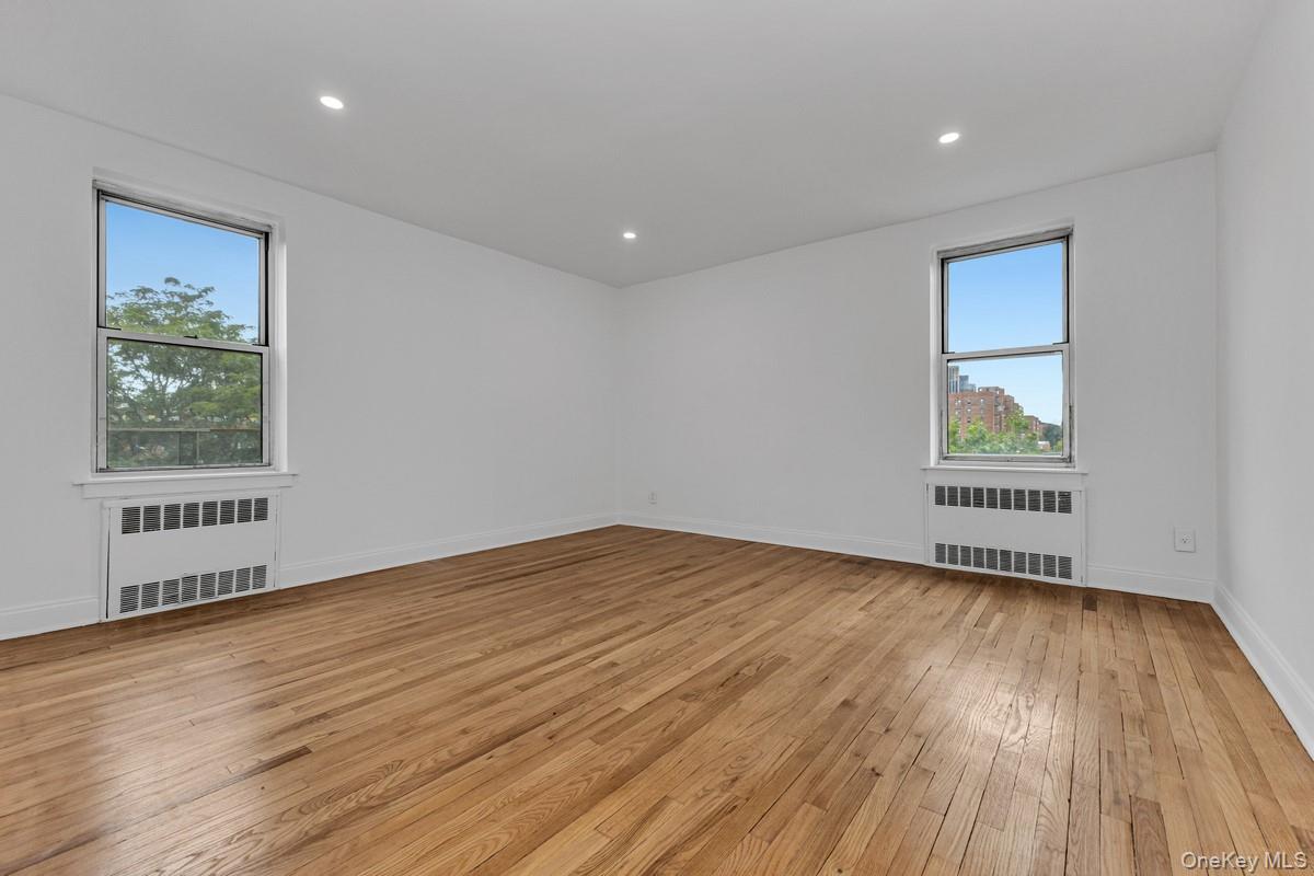 65-35 Yellowstone . Boulevard, Unit 6F photo 6